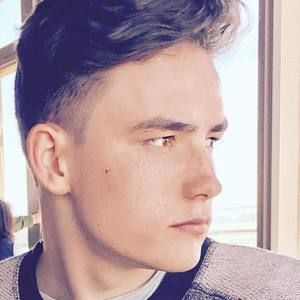 Meet your Posher, Matthew